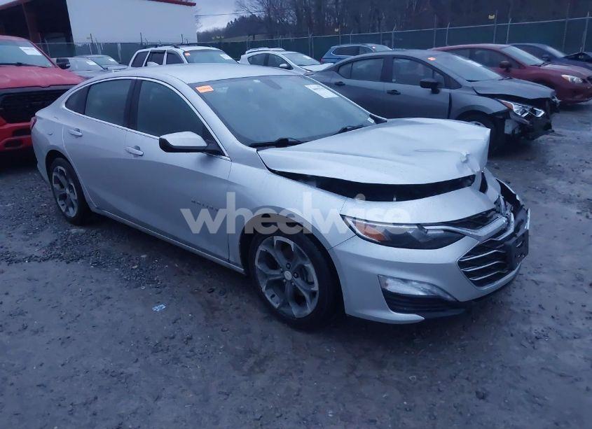 2022 Chevrolet Malibu FWD LT (VIN 1G1ZD5ST1NF139602) main photo