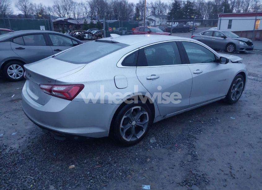 Photo 4 of 2022 Chevrolet Malibu FWD LT (VIN 1G1ZD5ST1NF139602)