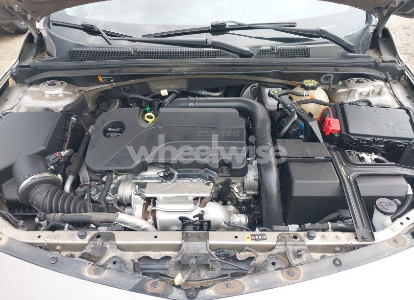 Photo 10 of 2022 Chevrolet Malibu FWD LT (VIN 1G1ZD5ST1NF179047)