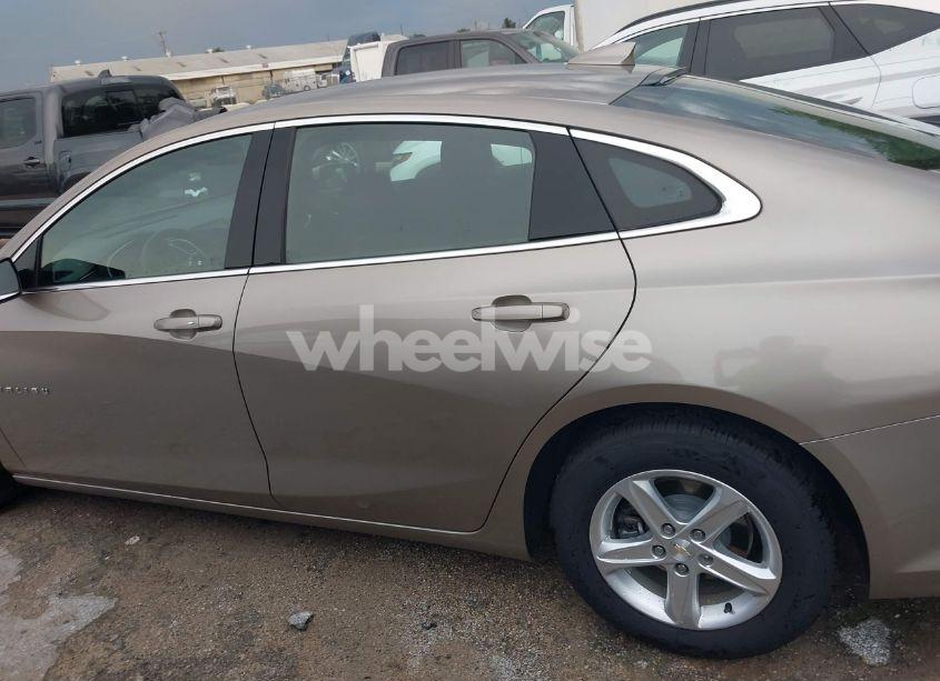 Photo 14 of 2022 Chevrolet Malibu FWD LT (VIN 1G1ZD5ST1NF179047)