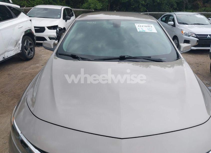 Photo 6 of 2022 Chevrolet Malibu FWD LT (VIN 1G1ZD5ST1NF179047)