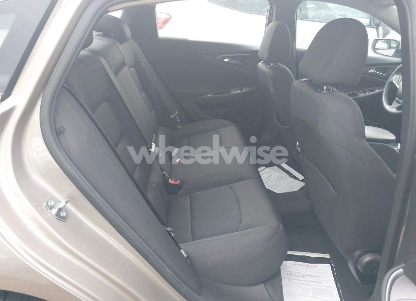 Photo 8 of 2022 Chevrolet Malibu FWD LT (VIN 1G1ZD5ST1NF179047)