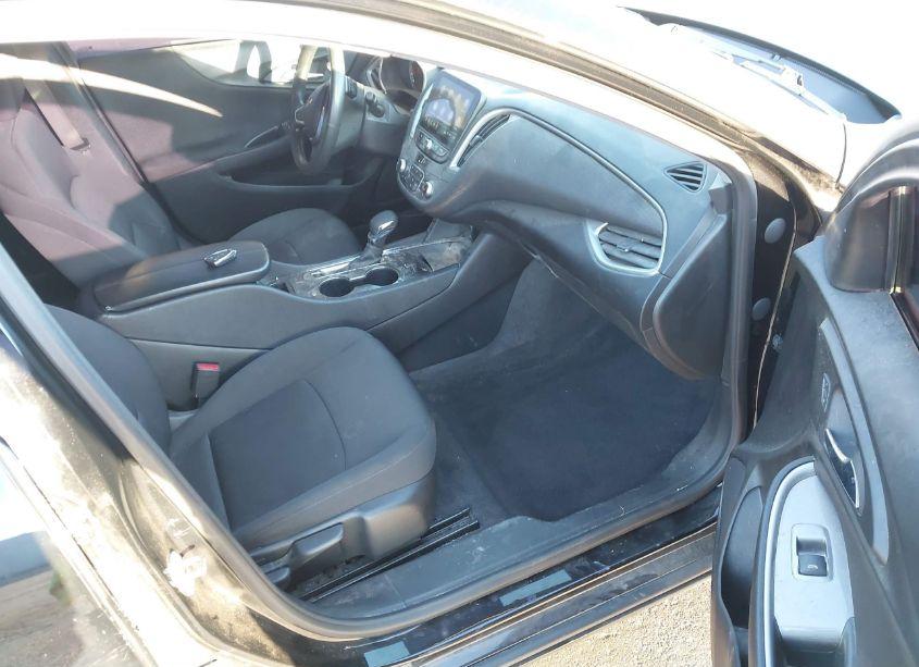 Photo 5 of 2023 Chevrolet Malibu FWD 1LT (VIN 1G1ZD5ST1PF130515)
