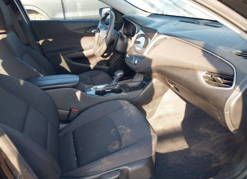 Photo 5 of 2023 Chevrolet Malibu FWD 1LT (VIN 1G1ZD5ST1PF158749)