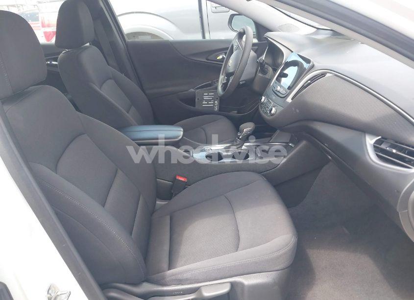 Photo 5 of 2023 Chevrolet Malibu FWD 1LT (VIN 1G1ZD5ST1PF163630)