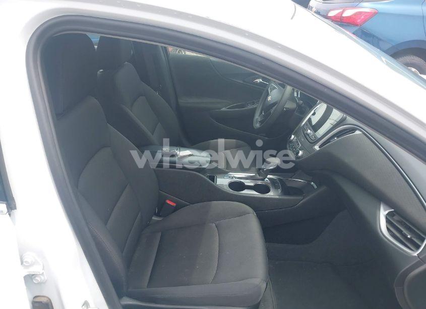 Photo 5 of 2023 Chevrolet Malibu FWD 1LT (VIN 1G1ZD5ST1PF169475)