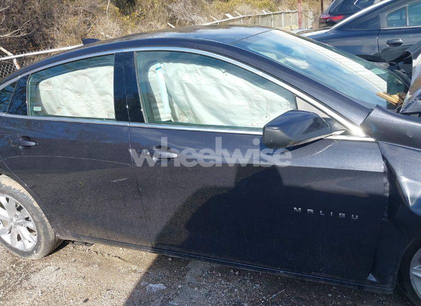 Photo 13 of 2023 Chevrolet Malibu FWD 1LT (VIN 1G1ZD5ST1PF171212)