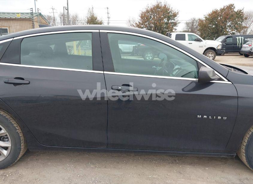 Photo 13 of 2023 Chevrolet Malibu FWD 1LT (VIN 1G1ZD5ST1PF178998)