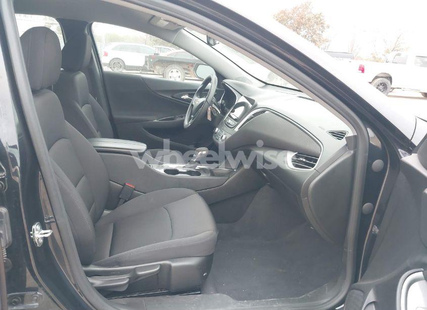 Photo 5 of 2023 Chevrolet Malibu FWD 1LT (VIN 1G1ZD5ST1PF178998)