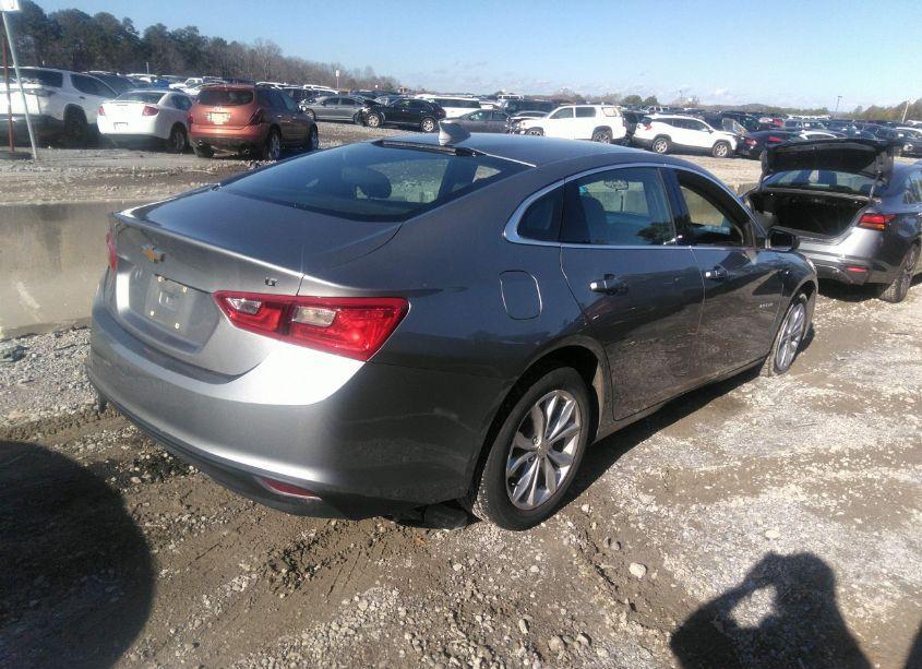 Photo 4 of 2023 Chevrolet Malibu FWD 1LT (VIN 1G1ZD5ST1PF179570)