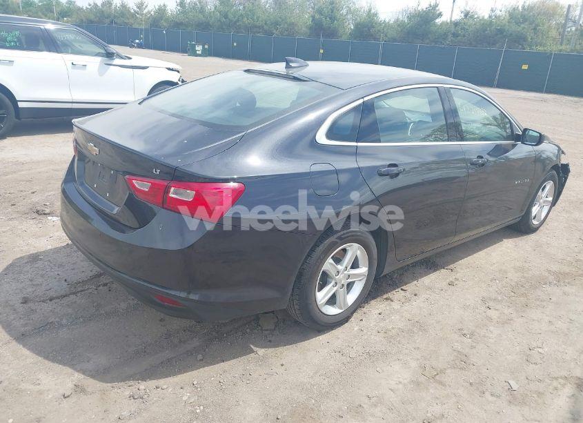 Photo 4 of 2023 Chevrolet Malibu FWD 1LT (VIN 1G1ZD5ST1PF190441)