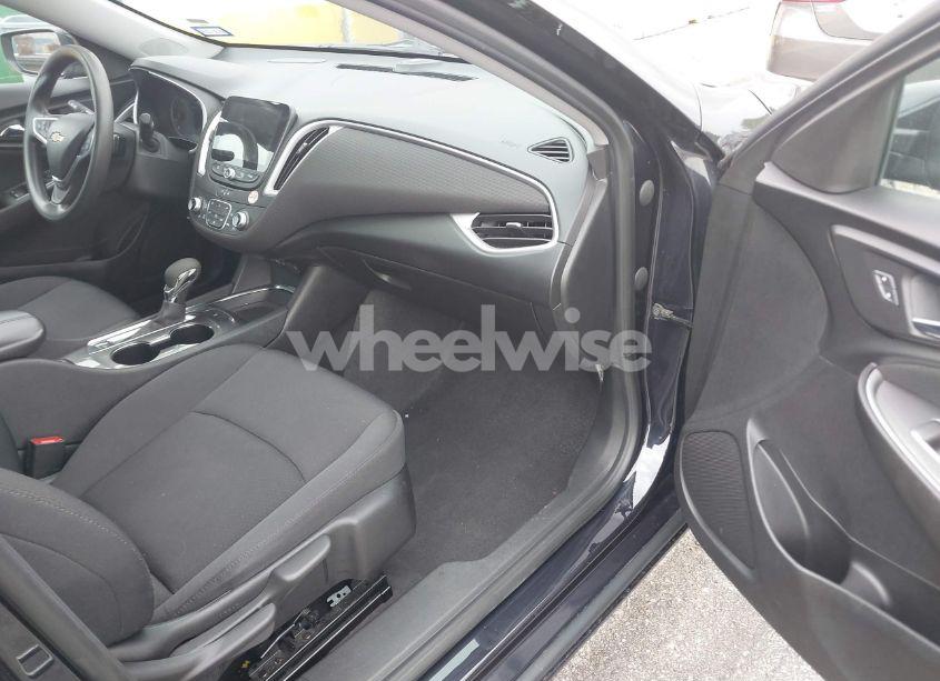 Photo 5 of 2023 Chevrolet Malibu FWD 1LT (VIN 1G1ZD5ST1PF190746)