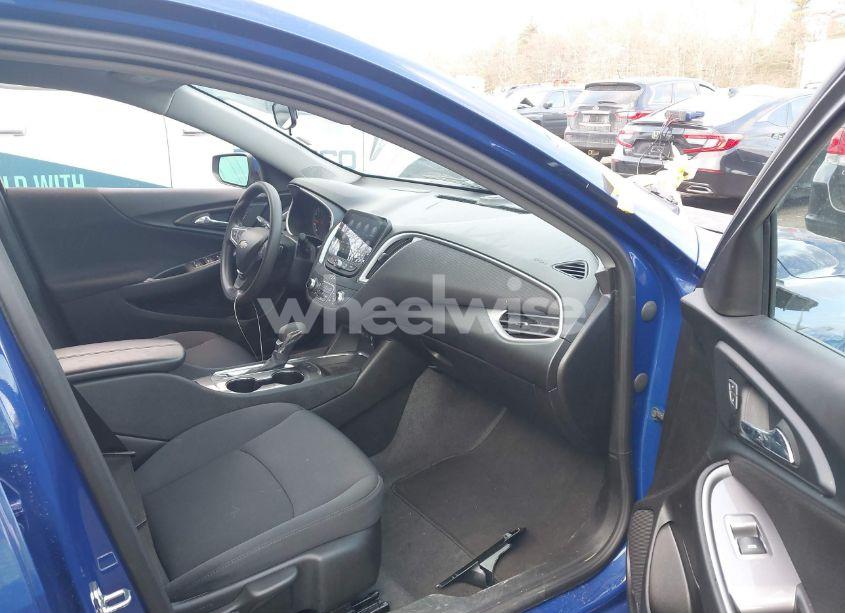 Photo 5 of 2023 Chevrolet Malibu FWD 1LT (VIN 1G1ZD5ST1PF205603)