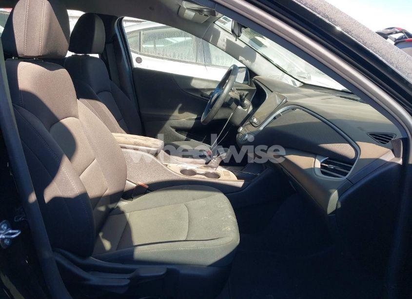 Photo 5 of 2023 Chevrolet Malibu FWD 1LT (VIN 1G1ZD5ST1PF206959)