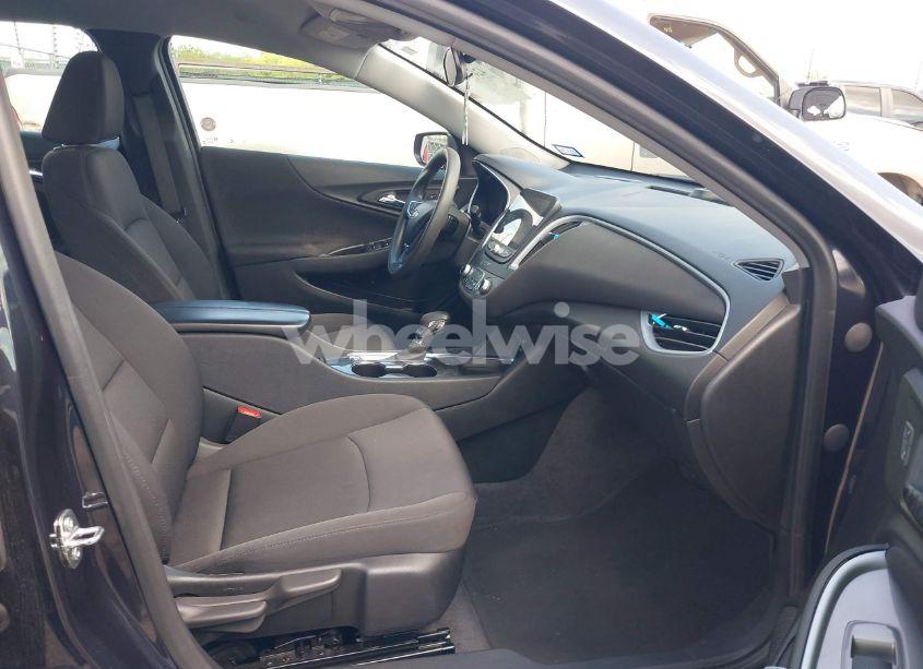 Photo 5 of 2023 Chevrolet Malibu FWD 1LT (VIN 1G1ZD5ST1PF221946)