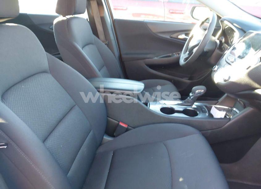 Photo 5 of 2023 Chevrolet Malibu FWD 1LT (VIN 1G1ZD5ST1PF222403)