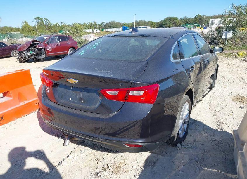 Photo 4 of 2023 Chevrolet Malibu FWD 1LT (VIN 1G1ZD5ST1PF232395)