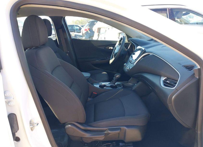 Photo 5 of 2023 Chevrolet Malibu FWD 1LT (VIN 1G1ZD5ST1PF235684)