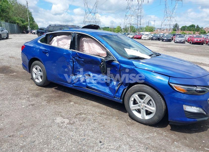 2023 Chevrolet Malibu FWD 1LT (VIN 1G1ZD5ST1PF240996) main photo