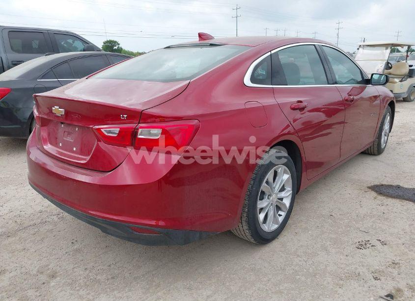 Photo 4 of 2024 Chevrolet Malibu FWD 1LT (VIN 1G1ZD5ST1RF103897)