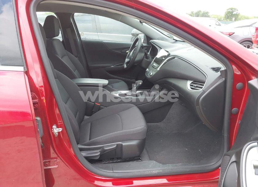 Photo 5 of 2024 Chevrolet Malibu FWD 1LT (VIN 1G1ZD5ST1RF103897)