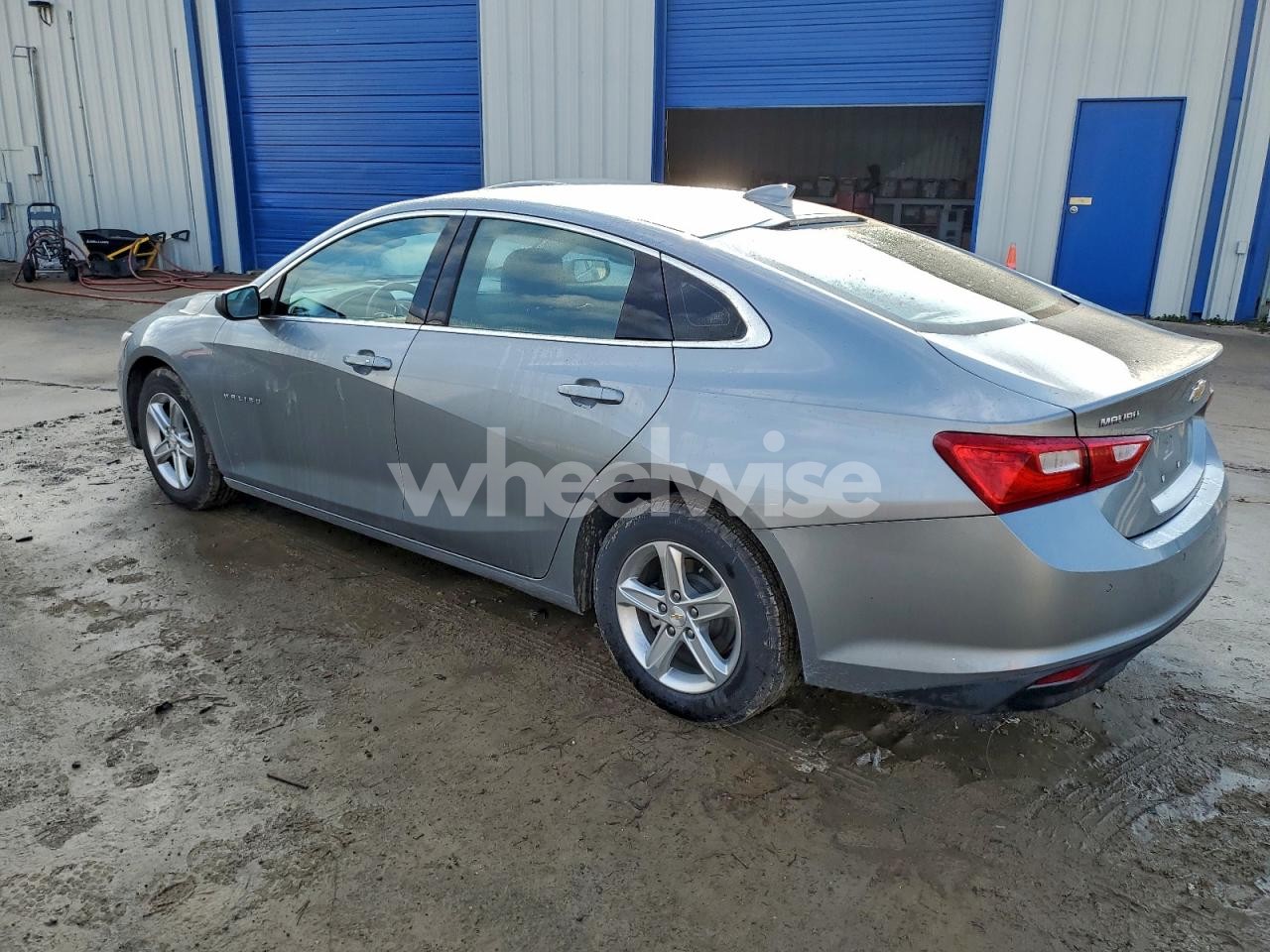 Photo 2 of 2024 CHEVROLET MALIBU LT (VIN 1G1ZD5ST1RF121736)