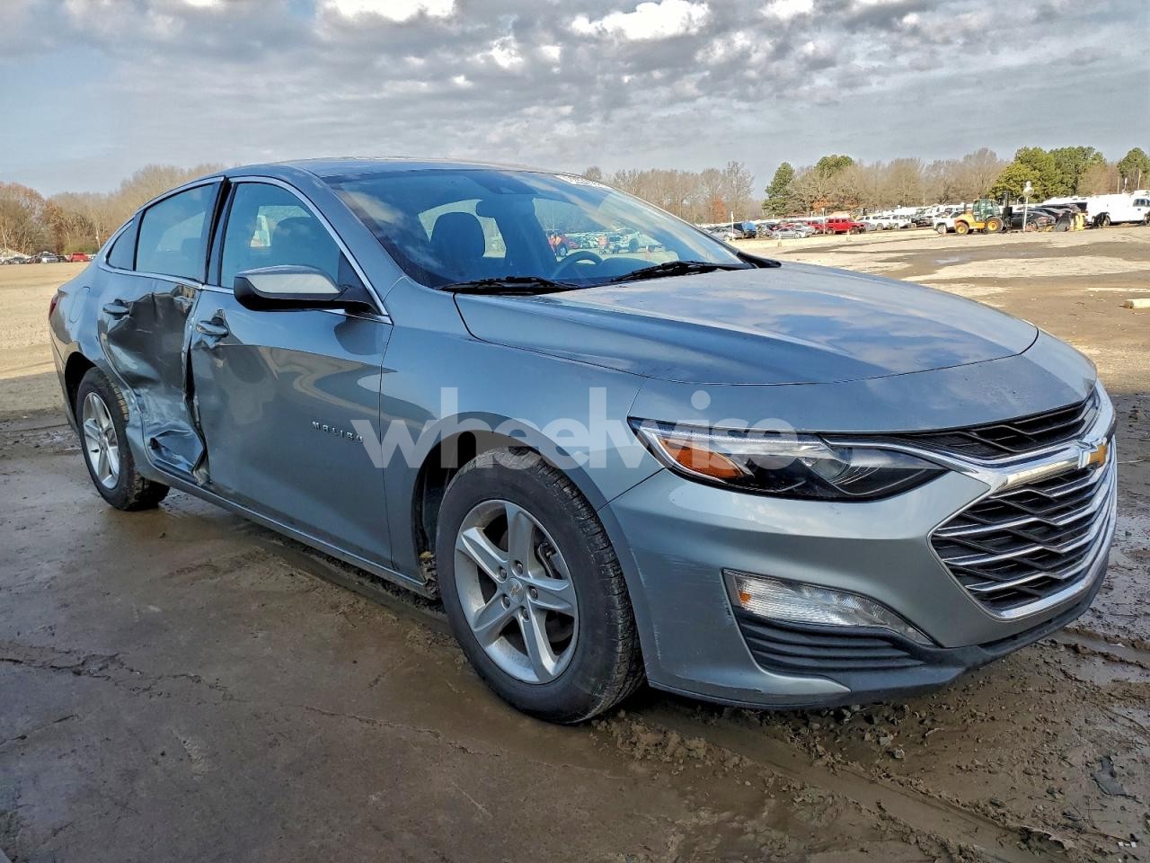 Photo 4 of 2024 CHEVROLET MALIBU LT (VIN 1G1ZD5ST1RF121736)