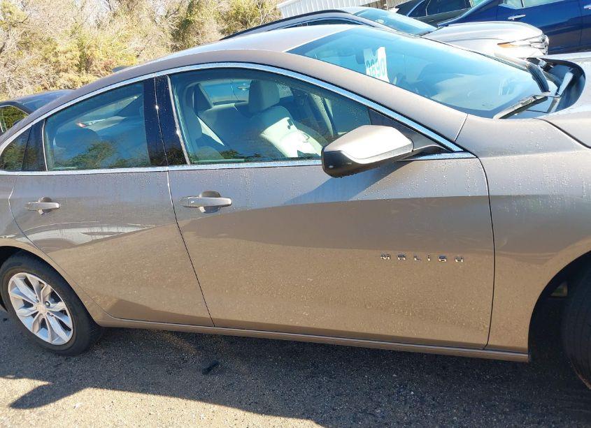 Photo 13 of 2024 Chevrolet Malibu FWD 1LT (VIN 1G1ZD5ST1RF121848)