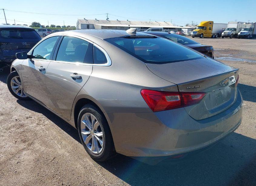 Photo 3 of 2024 Chevrolet Malibu FWD 1LT (VIN 1G1ZD5ST1RF121848)