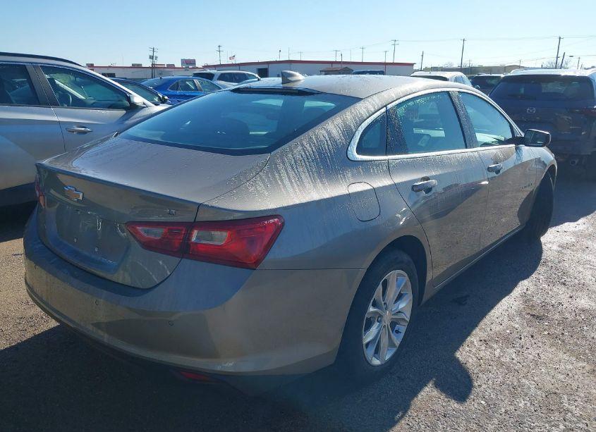 Photo 4 of 2024 Chevrolet Malibu FWD 1LT (VIN 1G1ZD5ST1RF121848)