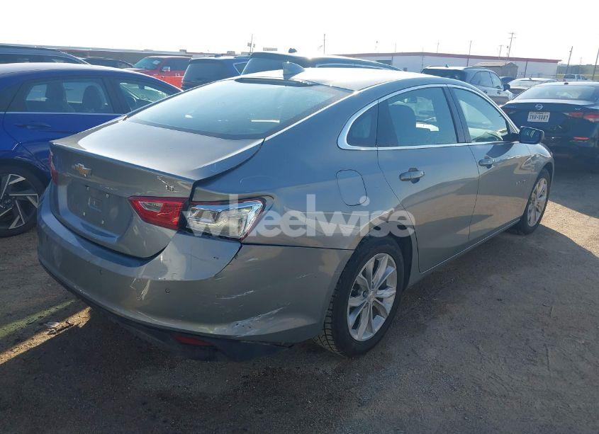Photo 4 of 2024 Chevrolet Malibu FWD 1LT (VIN 1G1ZD5ST1RF126838)