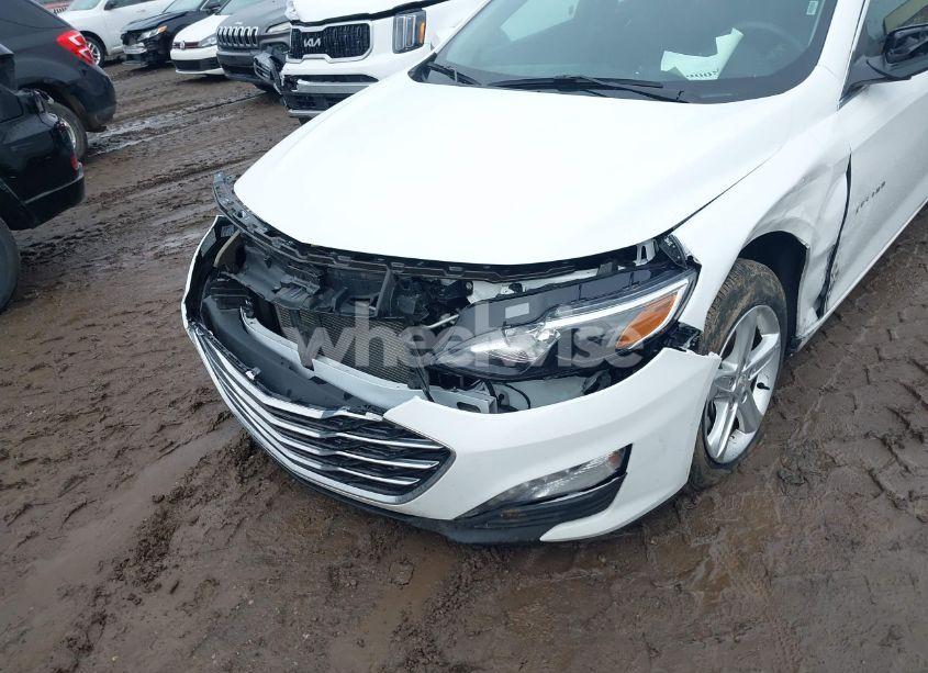 Photo 6 of 2024 Chevrolet Malibu FWD 1LT (VIN 1G1ZD5ST1RF130680)