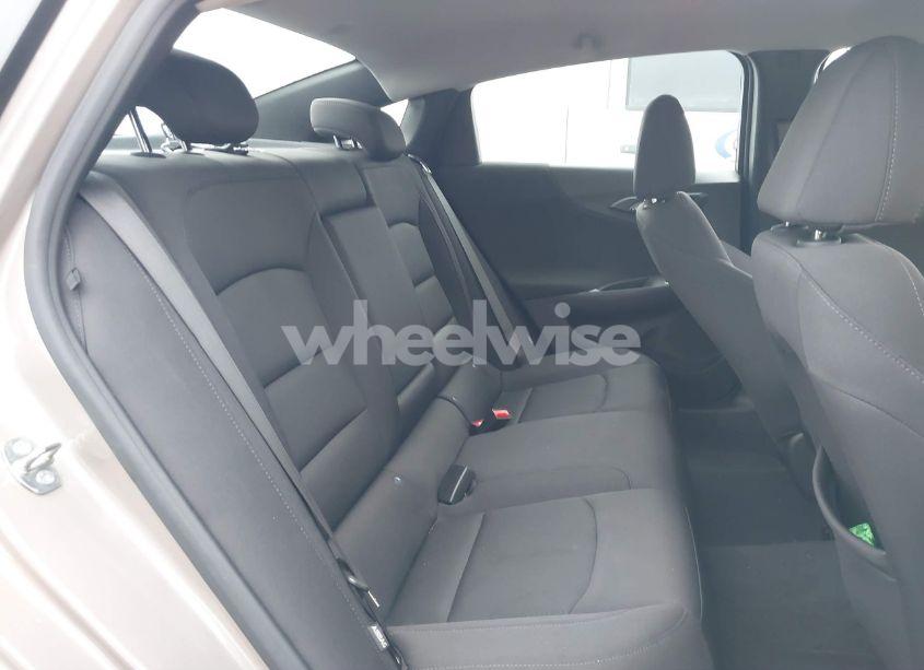 Photo 8 of 2024 Chevrolet Malibu FWD 1LT (VIN 1G1ZD5ST1RF131764)