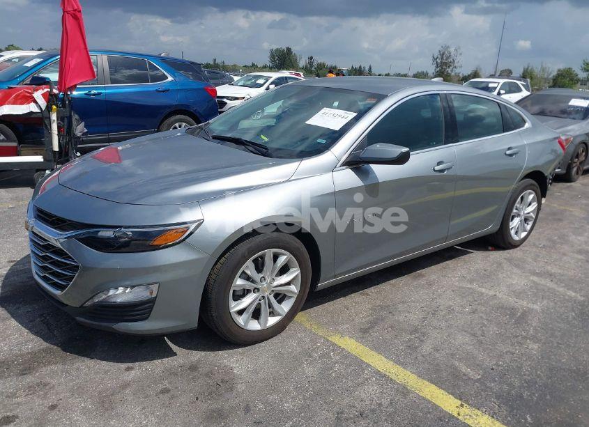 Photo 2 of 2024 Chevrolet Malibu FWD 1LT (VIN 1G1ZD5ST1RF139394)