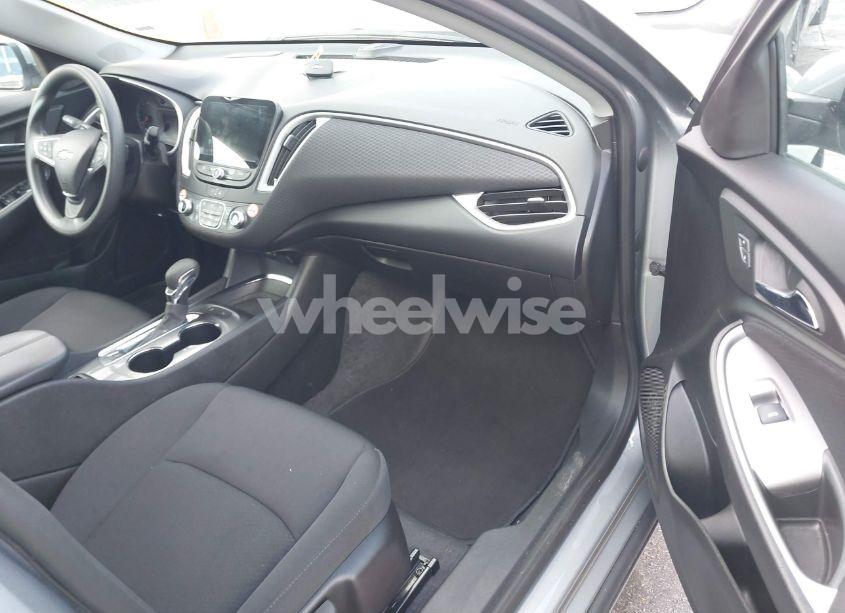 Photo 5 of 2024 Chevrolet Malibu FWD 1LT (VIN 1G1ZD5ST1RF139394)