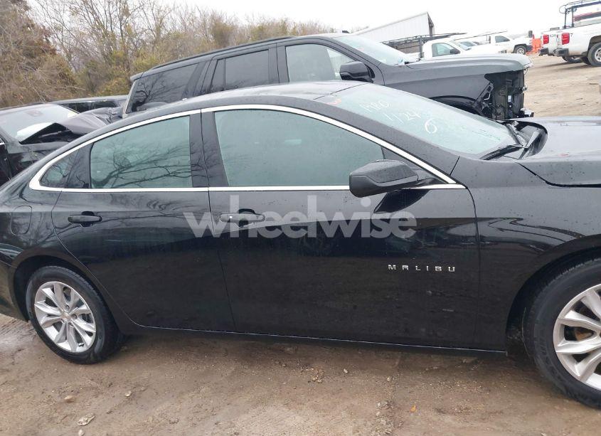 Photo 12 of 2024 Chevrolet Malibu FWD 1LT (VIN 1G1ZD5ST1RF142781)