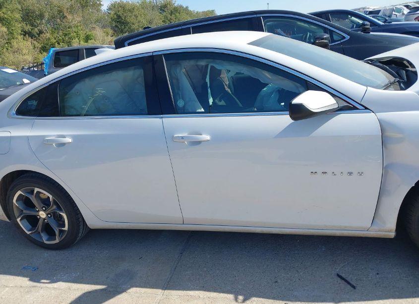 Photo 13 of 2024 Chevrolet Malibu FWD 1LT (VIN 1G1ZD5ST1RF151786)