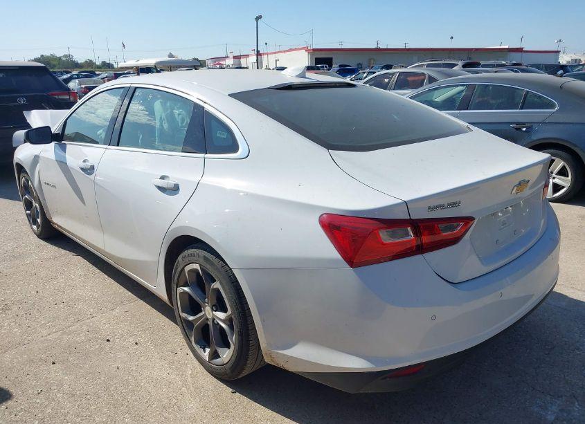 Photo 3 of 2024 Chevrolet Malibu FWD 1LT (VIN 1G1ZD5ST1RF151786)