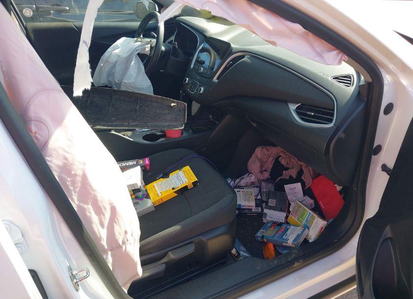 Photo 5 of 2024 Chevrolet Malibu FWD 1LT (VIN 1G1ZD5ST1RF151786)