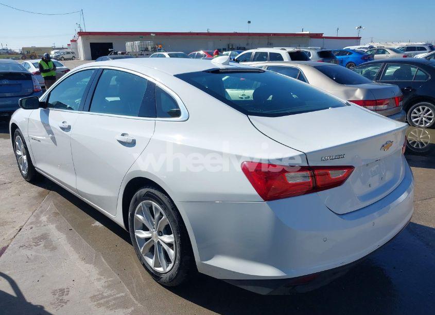 Photo 3 of 2024 Chevrolet Malibu FWD 1LT (VIN 1G1ZD5ST1RF194914)