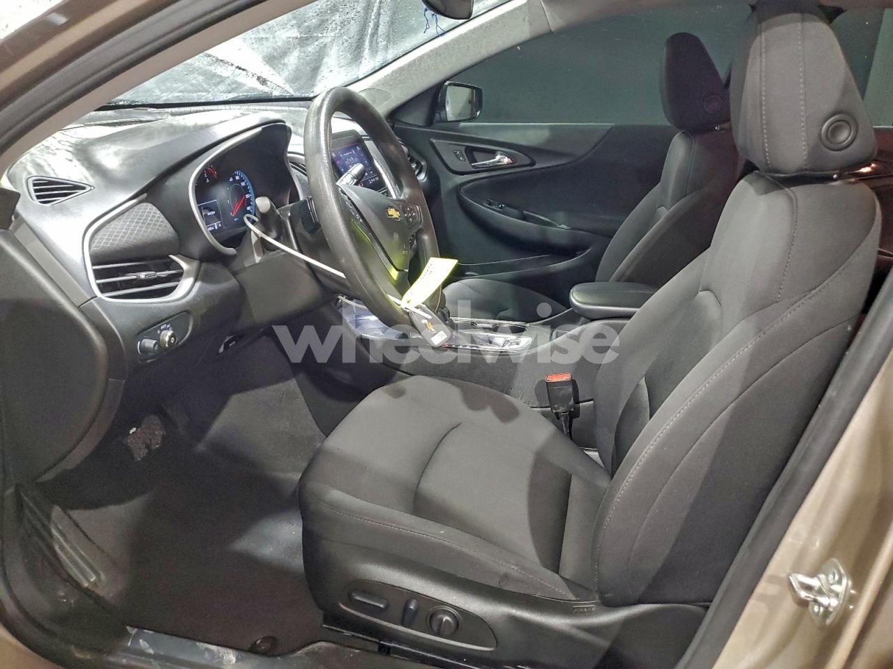 Photo 7 of 2024 CHEVROLET MALIBU LT (VIN 1G1ZD5ST1RF219102)