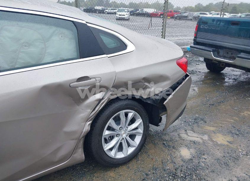 Photo 6 of 2024 Chevrolet Malibu FWD 1LT (VIN 1G1ZD5ST1RF248230)