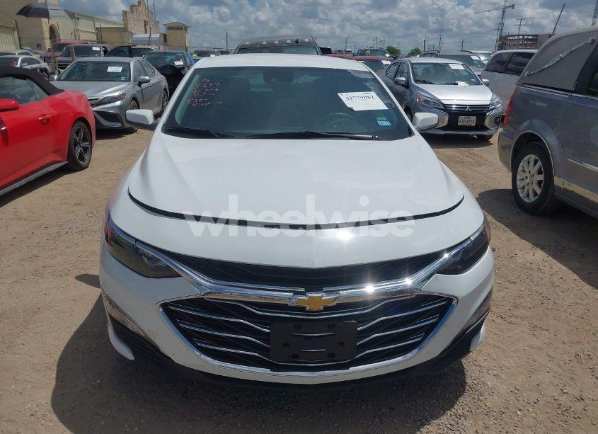 Photo 12 of 2025 Chevrolet Malibu FWD 1LT (VIN 1G1ZD5ST1SF118034)