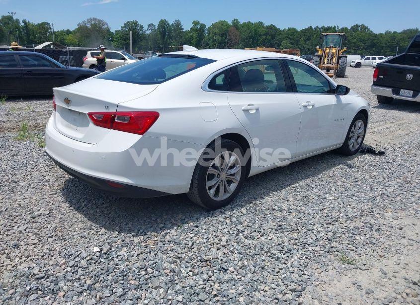 Photo 4 of 2025 Chevrolet Malibu FWD 1LT (VIN 1G1ZD5ST1SF142902)