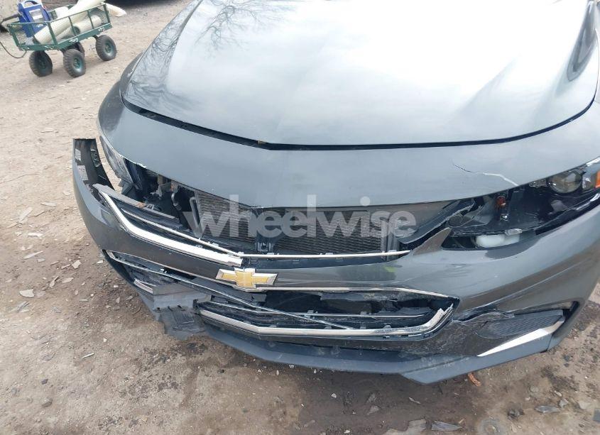 Photo 6 of 2018 Chevrolet Malibu LT (VIN 1G1ZD5ST2JF128120)