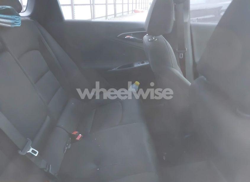 Photo 8 of 2018 Chevrolet Malibu LT (VIN 1G1ZD5ST2JF130353)