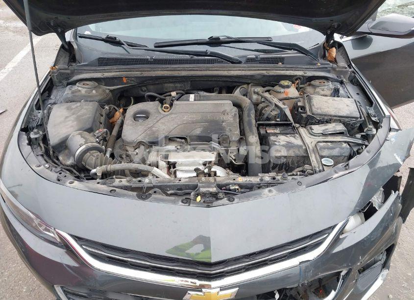 Photo 10 of 2018 Chevrolet Malibu LT (VIN 1G1ZD5ST2JF132801)