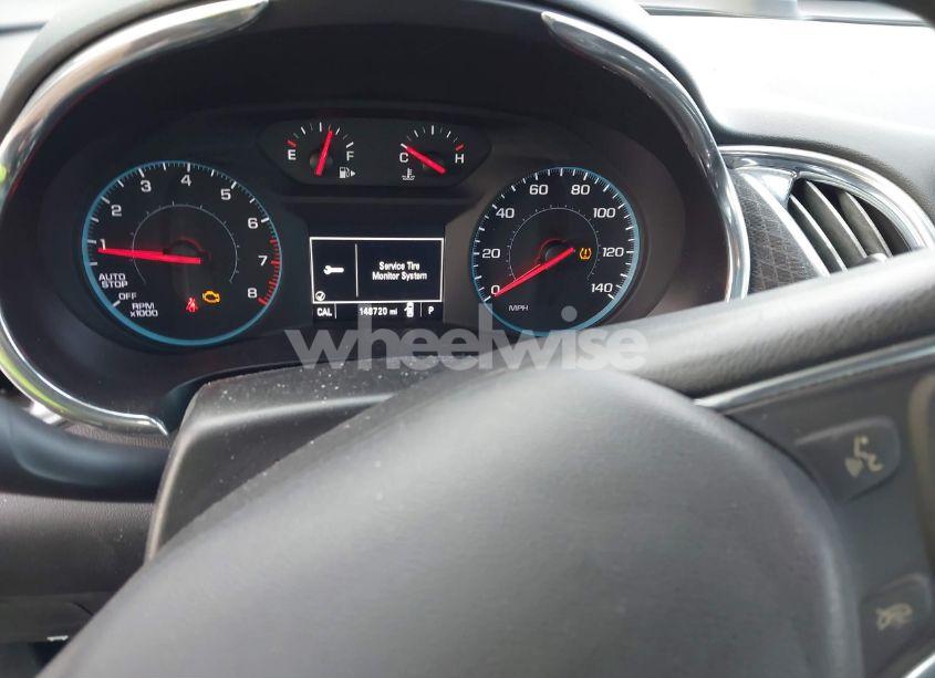 Photo 7 of 2018 Chevrolet Malibu LT (VIN 1G1ZD5ST2JF144270)