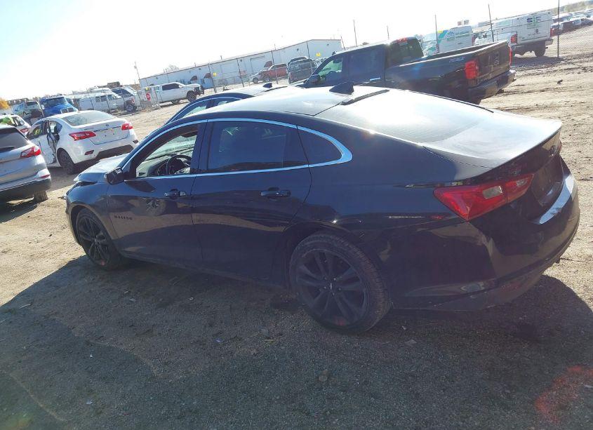 Photo 14 of 2018 Chevrolet Malibu LT (VIN 1G1ZD5ST2JF152336)