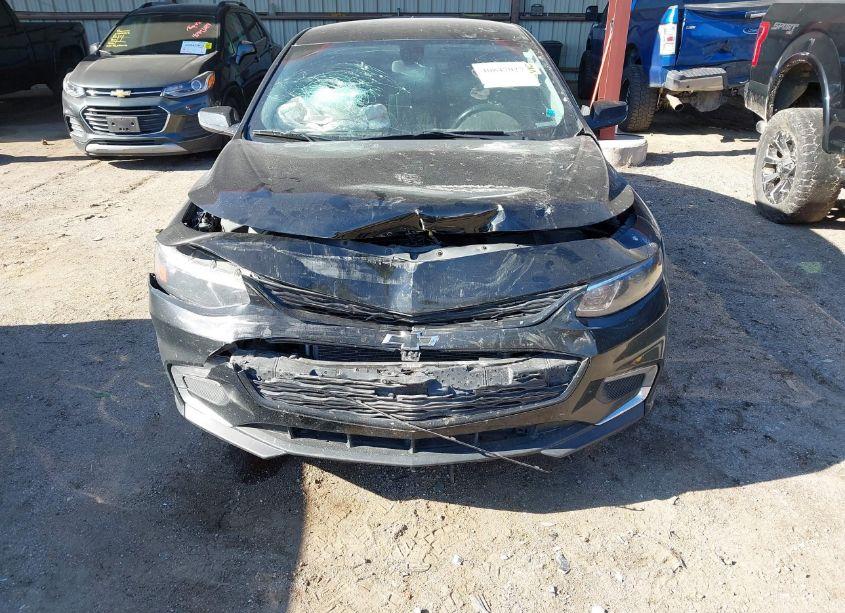 Photo 6 of 2018 Chevrolet Malibu LT (VIN 1G1ZD5ST2JF152336)